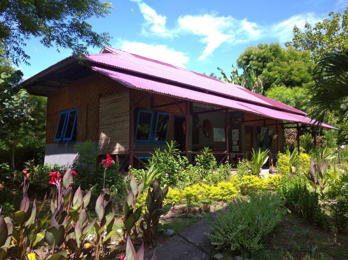 Leko Lembo Guesthouse Keli Exteriör bild